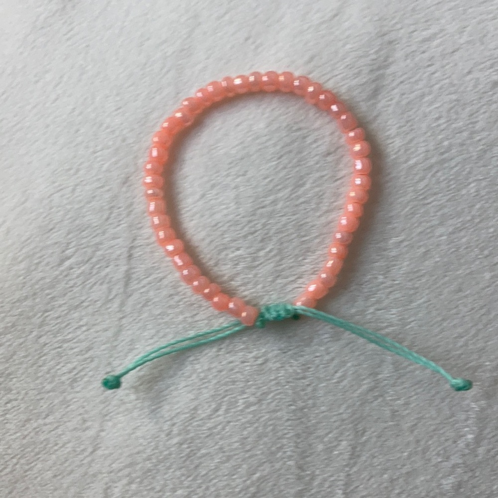 Light pink beaded bracelet